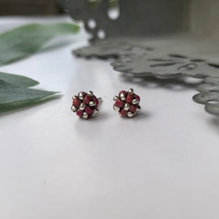 MINI CLOUD Studs - Mörk Cerise