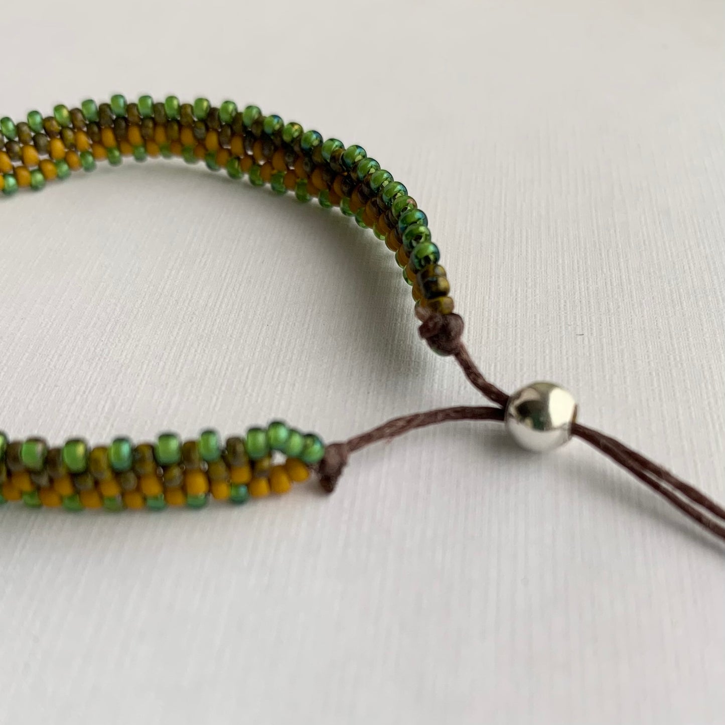 Armband ZIP grön/mörk metallic/mandarin - MoLaja Design